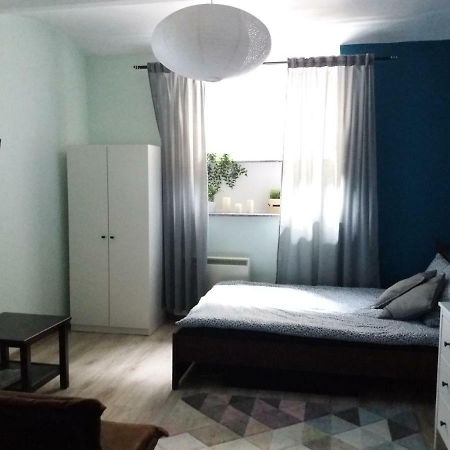 Апартаменти Klimatyczny Apartament Краків Екстер'єр фото